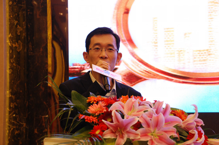 搜贏大數(shù)據(jù)時(shí)代——2014百度翔計(jì)劃助力中小企業(yè)成長峰會鹽城站會議報(bào)道